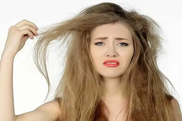 دلیل کدر شدن موها چیست؟ روش های پیشگیری + ماسک موی خانگی