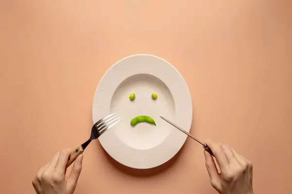 درگیری با تصویر بدنی تحریف‌ شده در اختلال بی‌ اشتهایی عصبی (انورکسیا)؛ شناخت علائم و اهمیت درمان از های‌ ورت.
